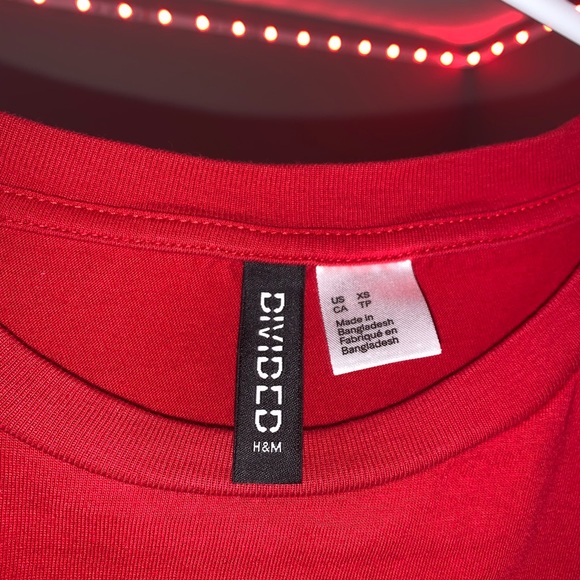 Red H&M Tee - Picture 3 of 3